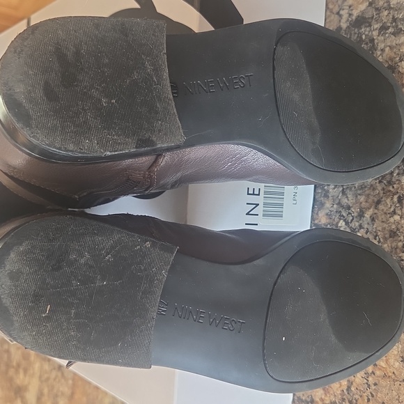 NINE WEST Womens Leather Boots - Picture 4 of 7